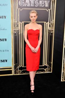 Carey Mulligan feet photo thumbnail