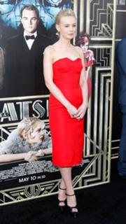 Carey Mulligan feet photo thumbnail