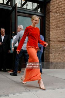 Carey Mulligan feet photo 2