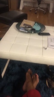 Cari Champion feet photo thumbnail