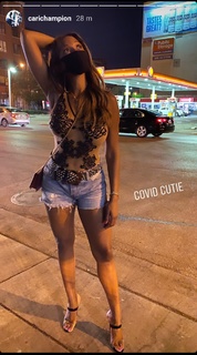 Cari Champion feet photo thumbnail