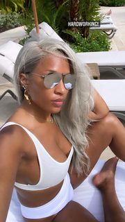 Cari Champion feet photo thumbnail