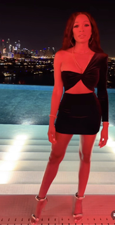 Cari Champion feet photo thumbnail