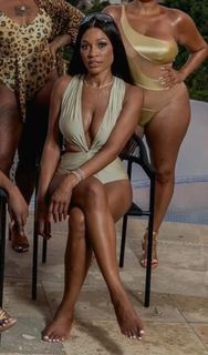 Cari Champion feet photo thumbnail