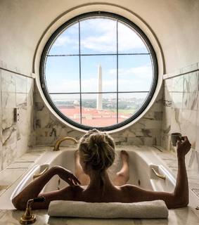 CariDee English feet photo 12