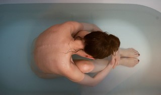 Carice van Houten feet photo thumbnail