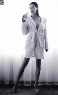 Carice van Houten feet photo thumbnail