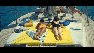 Carice van Houten feet photo thumbnail