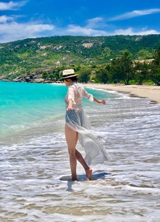 Carina Lau feet photo 1