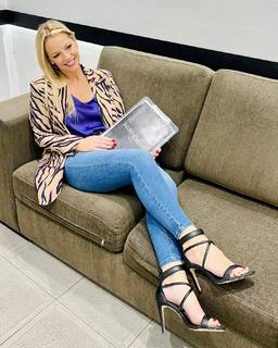 Carina Zampini feet photo 13