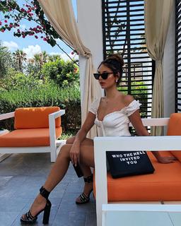 Carina Zavline feet photo 3