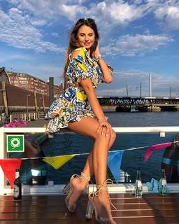 Carina Zavline feet photo 18