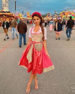 Carina Zavline feet photo 9