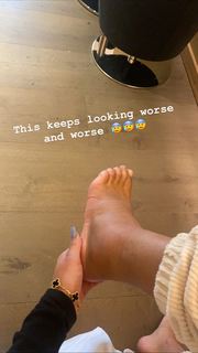 Carina Zavline feet photo 10