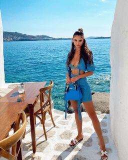 Carina Zavline feet photo 4