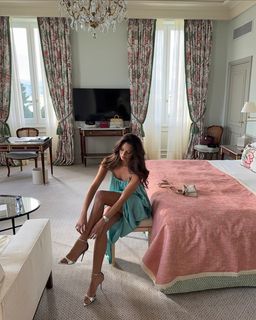 Carina Zavline feet photo 1