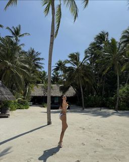 Carina Zavline feet photo 13