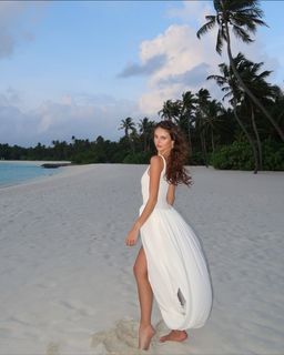 Carina Zavline feet photo 8