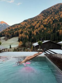 Carina Zavline feet photo 19