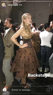 Carine Galli feet photo 3