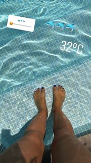 Carine Galli feet photo 8