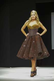 Carine Galli feet photo 6