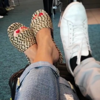 Carine Galli feet photo 4