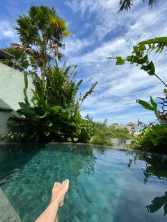 Carine Galli feet photo 9