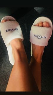Carine Galli feet photo 2