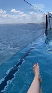 Carine Galli feet photo 15