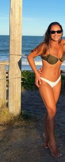 Carla Bigatto feet photo 5