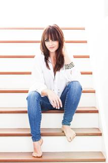 Carla Bonner feet photo 9