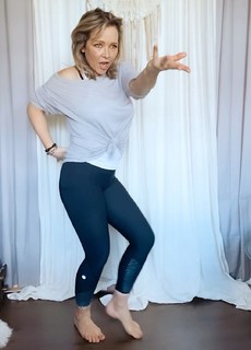 Carla Bonner feet photo 7