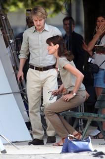 Carla Bruni feet photo thumbnail