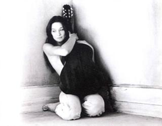 Carla Bruni feet photo thumbnail