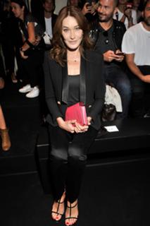 Carla Bruni feet photo thumbnail