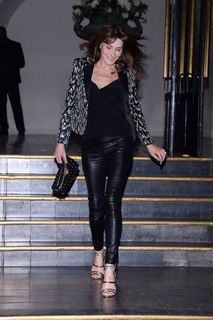 Carla Bruni feet photo thumbnail