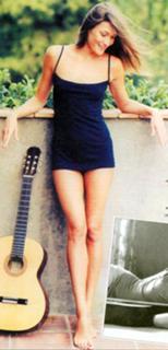 Carla Bruni feet photo thumbnail