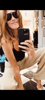 Carla Bruni feet photo thumbnail
