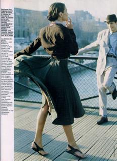 Carla Bruni feet photo thumbnail