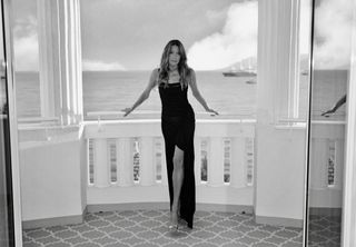 Carla Bruni feet photo 7