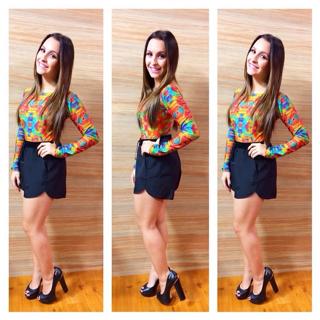 Carla Diaz feet photo thumbnail