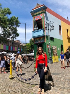 Carla Diaz feet photo thumbnail