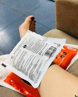 Carla Diaz feet photo thumbnail
