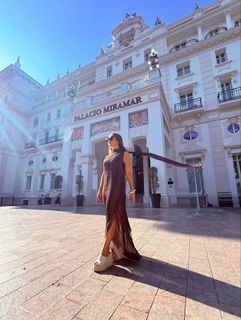 Carla Diaz feet photo thumbnail