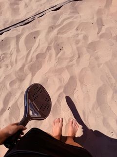 Carla Diaz feet photo thumbnail