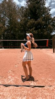 Carla Diaz feet photo 4