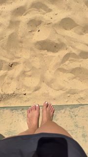 Carla Diaz feet photo 7