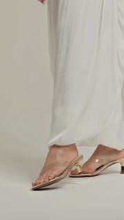 Carla Diaz feet photo 9