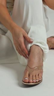 Carla Diaz feet photo 7